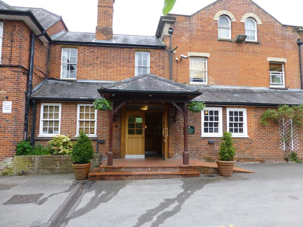 Waterloo Hotel クロウソーン エクステリア 写真